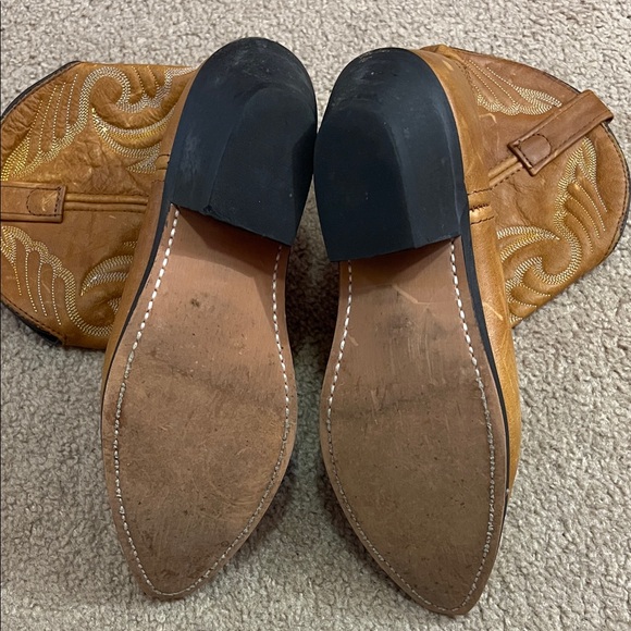 Masterson Boot Co. Brown Embroidered Heeled Boots - Picture 3 of 8